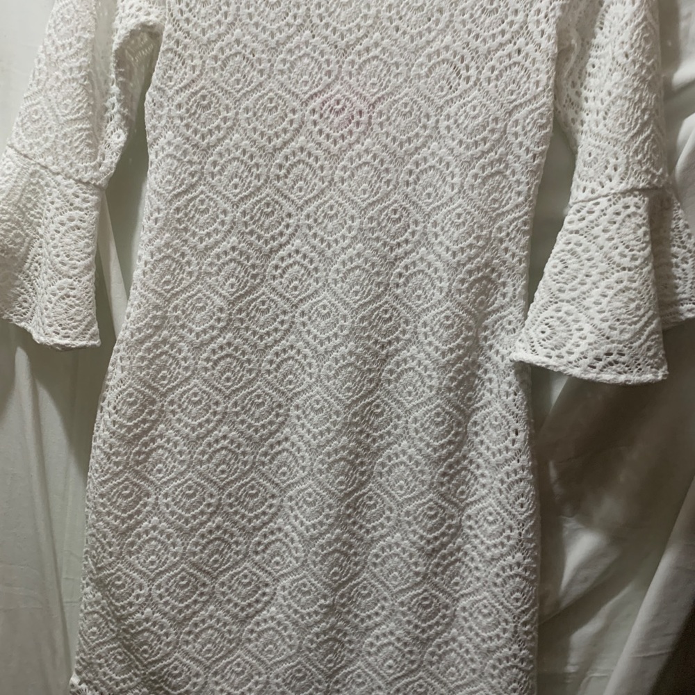 Lilly Pulitzer White lace dresses